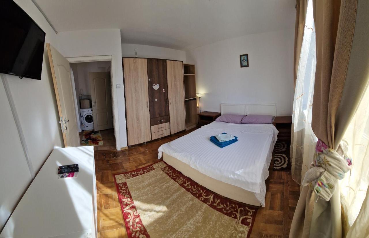 Two Rooms Central Bucureşti Eksteriør bilde